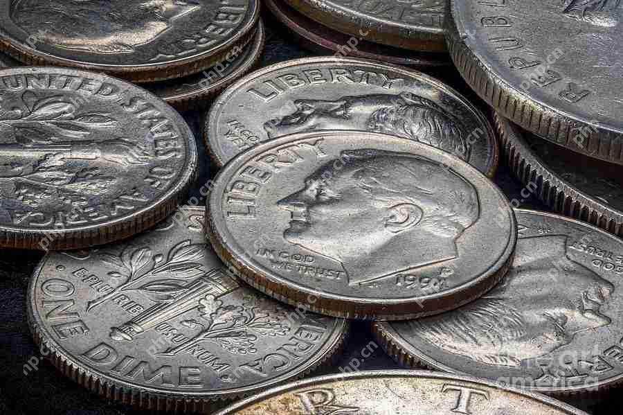 最微小的高速公路抢劫:卡车翻转后的800万角钱毯子德克萨斯路